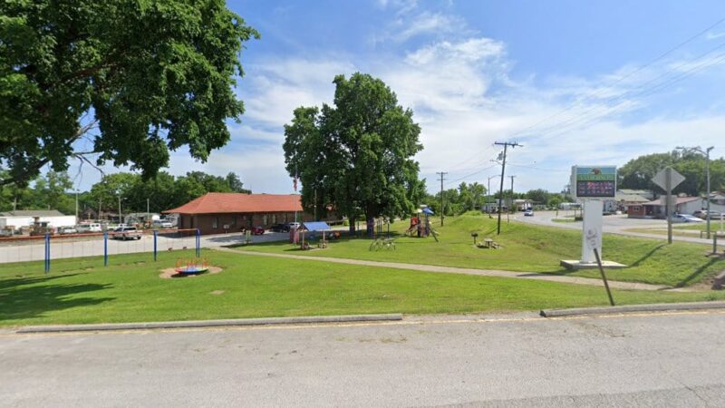 Anderson Park - Anderson, MO