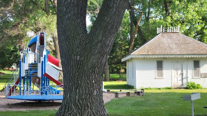 Arthur Village Park - Arthur, NE