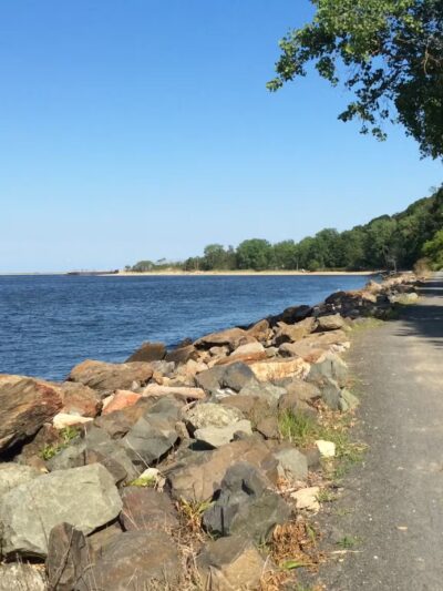 Henry Hudson Trail / Popamora Point - Atlantic Highlands, NJ