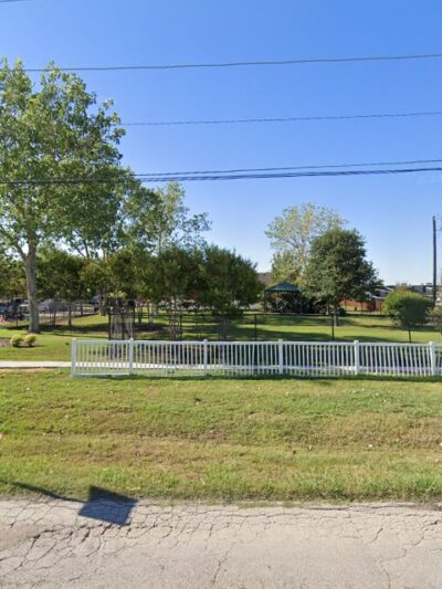 Cherokee Rose Dog Park - Aubrey, TX