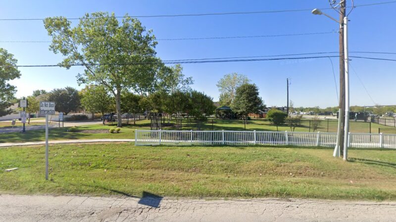 Cherokee Rose Dog Park - Aubrey, TX