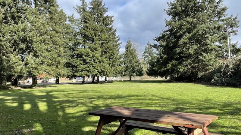 Dog Park w/Tables - Aurora, OR