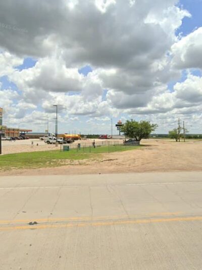 Dog Park at Love’s Travel Stops - Baird, TX