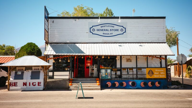 Stargazer Inn & Bristlecone General Store - Baker, NV