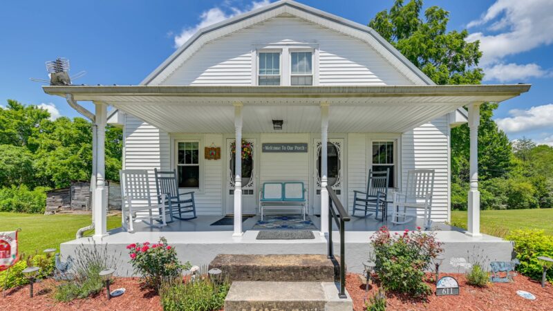 Grandma's Farm House - Beattyville, KY