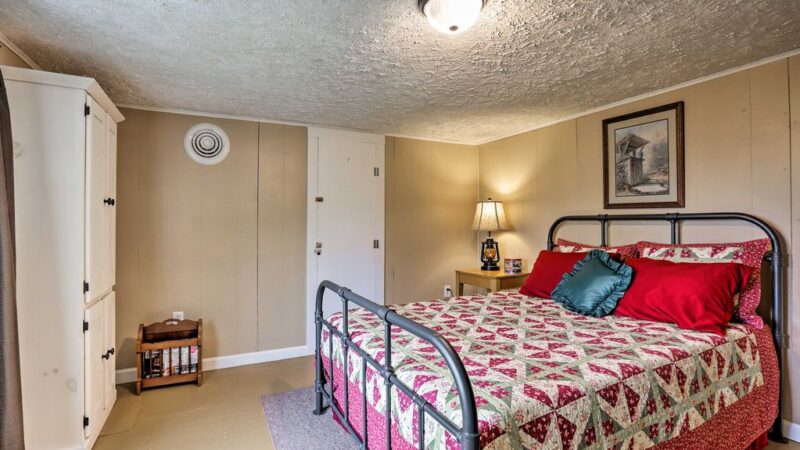 Grandma's Farm House - Beattyville, KY