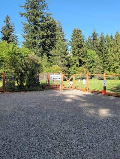 Furry Fellows Sniffspot Private Dog Park Rental - Beavercreek, OR
