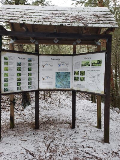 Pulpit Road Trail-head Parking - Bedford, NH