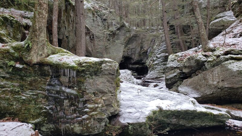 Pulpit Road Trail-head Parking - Bedford, NH