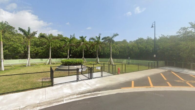 Mangrove Dog Park - Boynton Beach, FL