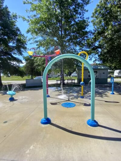 Bristow Ice Cream Shack (with Park & Splashpad) - Bristow, IA