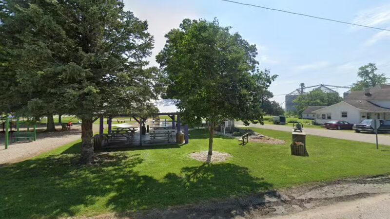Bristow Ice Cream Shack (with Park & Splashpad) - Bristow, IA