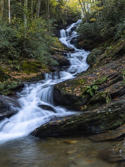 Roaring Fork Falls Trailhead - Burnsville, NC