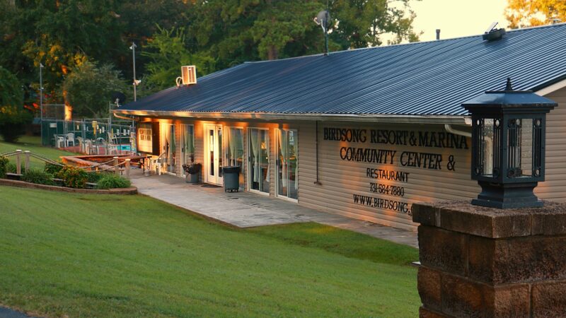 Birdsong Resort, Marina and Family Lakeside RV Campground - Camden, TN