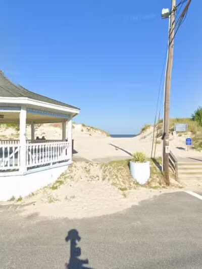 Dogs by the Bay,LLC - Cape Charles, VA