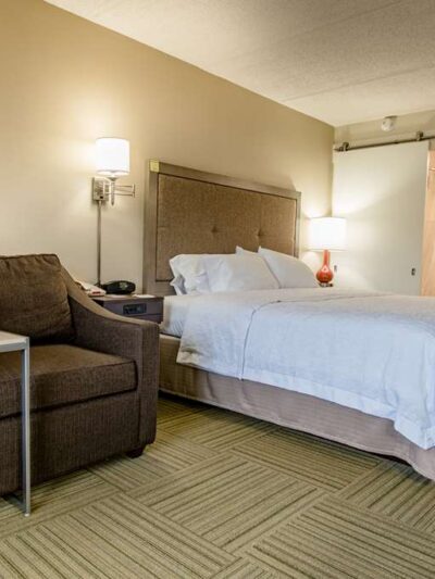 Hampton Inn Caryville-I-75/Cove Lake-State Park - Caryville, TN