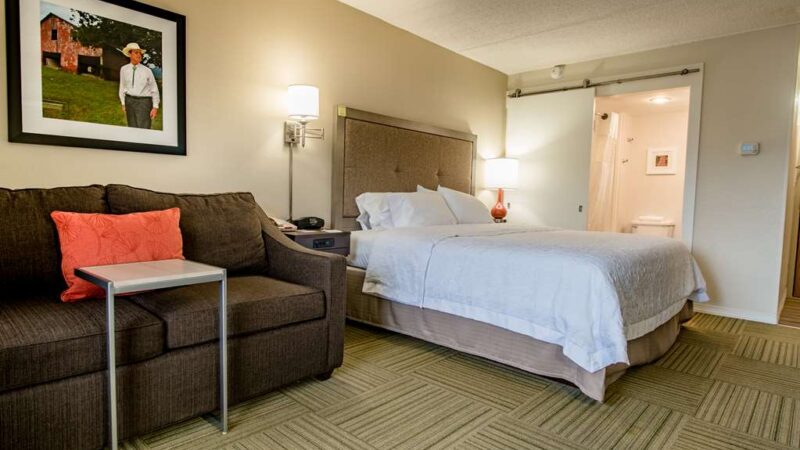 Hampton Inn Caryville-I-75/Cove Lake-State Park - Caryville, TN