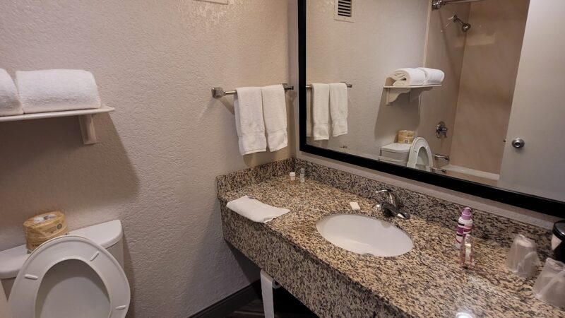 La Quinta Inn & Suites by Wyndham Clifton/Rutherford - Clifton, NJ