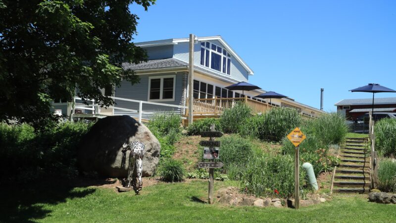 Spring Farm CARES - Clinton, NY