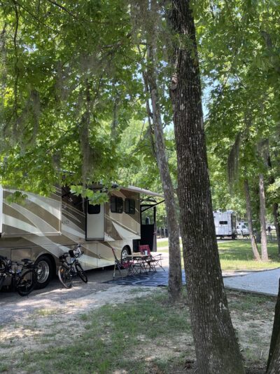 Service Park Campground - Coffeeville, AL