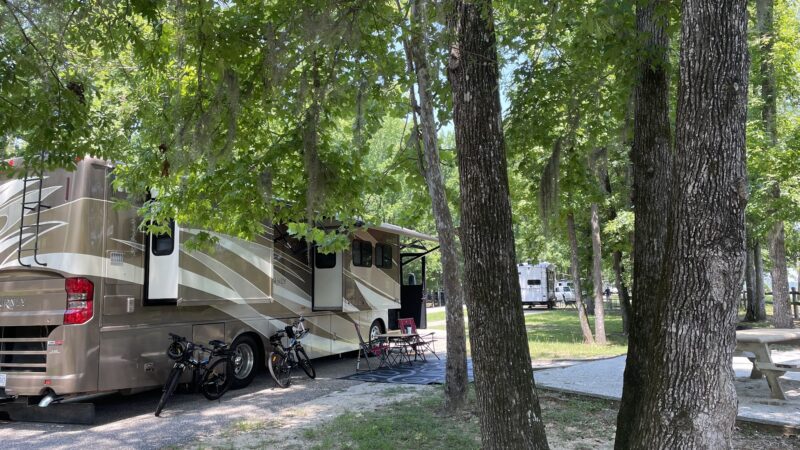 Service Park Campground - Coffeeville, AL
