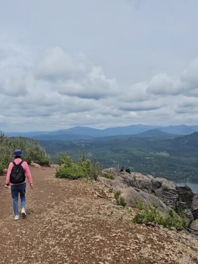 Angel's Rest Trailhead - Corbett, OR