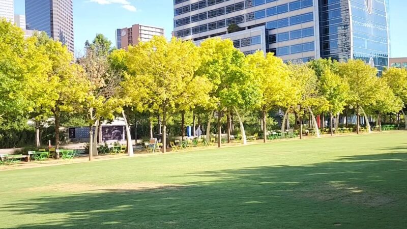 Klyde Warren Park - Dallas, TX