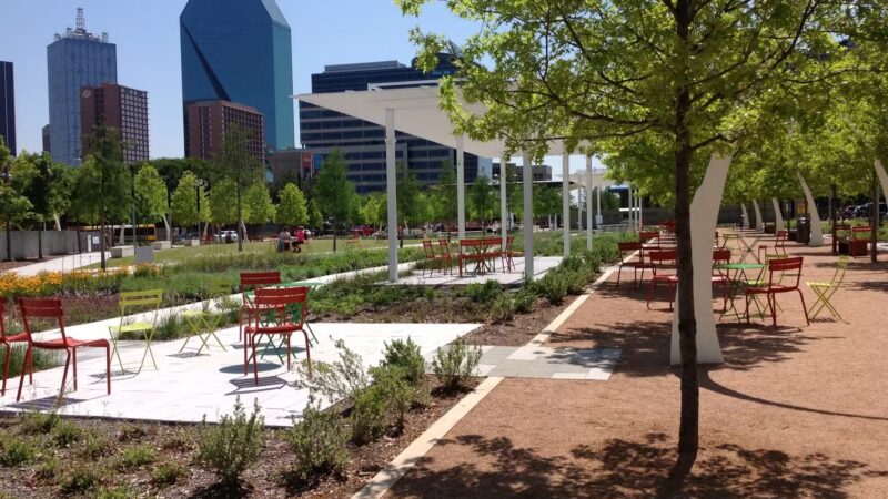 Klyde Warren Park - Dallas, TX