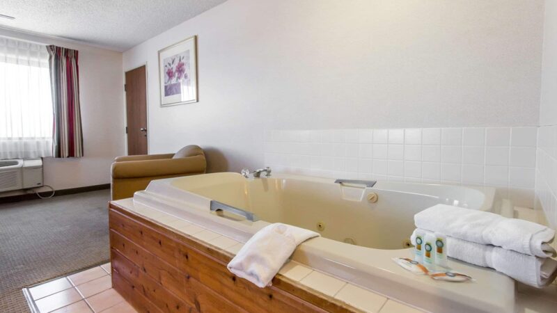 Quality Inn Delta Gateway to Rocky Mountains - Delta, CO