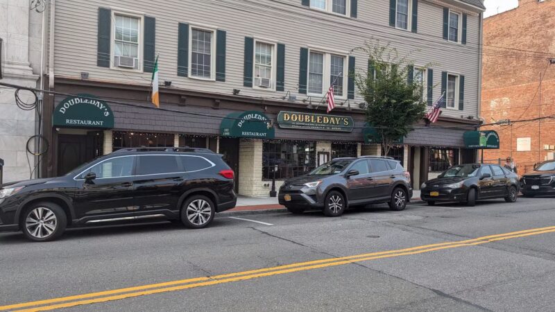 Doubleday's Restaurant & Bar - Dobbs Ferry, NY