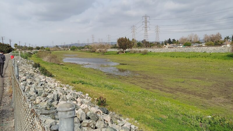 Rio San Gabriel Dog Park - Downey, CA