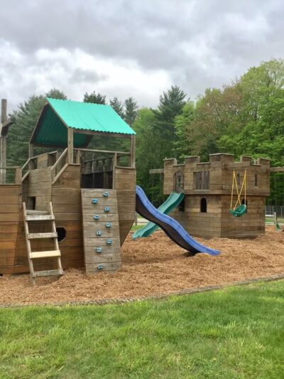 Kampfires Campground, Inn & Entertainment - Dummerston, VT