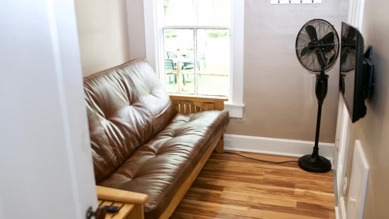 Kampfires Campground, Inn & Entertainment - Dummerston, VT