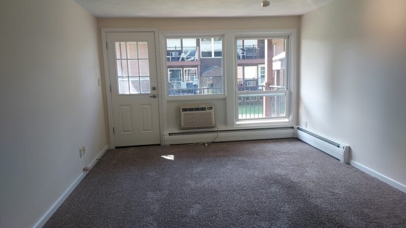 Franklin Park Apartments - East Syracuse, NY