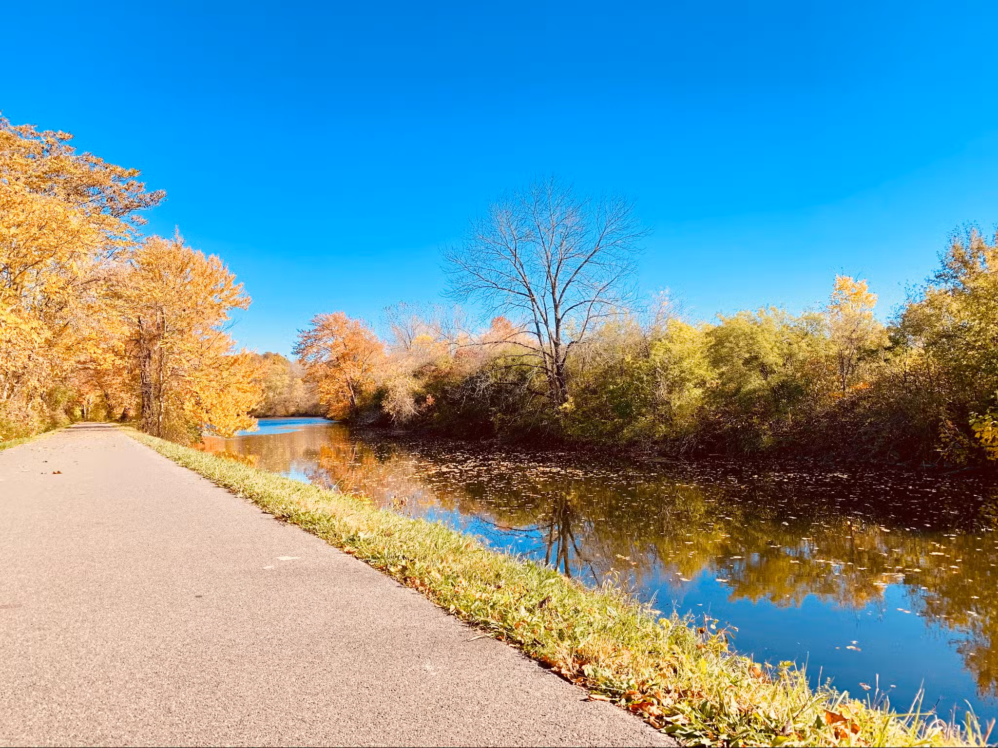 Old Erie Canal State Park Parking Area - East Syracuse, NY