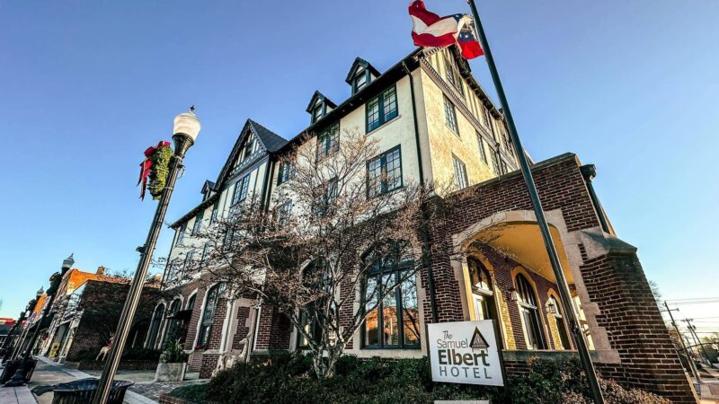 Elberton Square - Elberton, GA