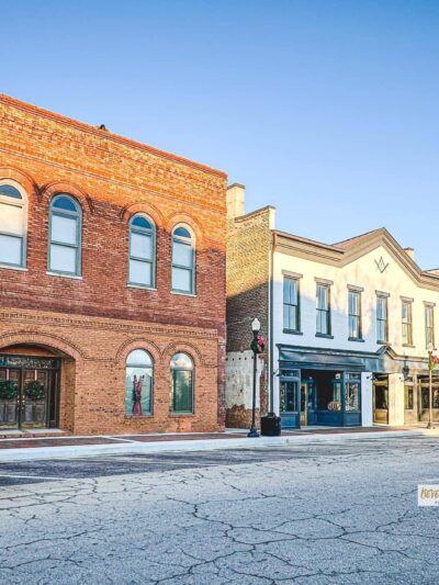 Elberton Square - Elberton, GA