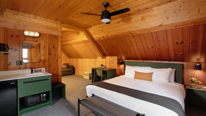 LOGE Glacier - Essex, MT