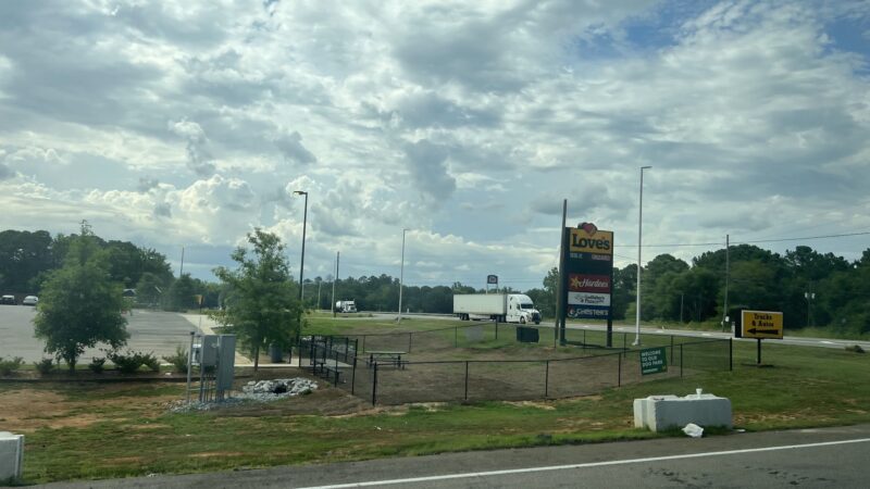 Dog Park at Love's Travel Stops - Eutaw, AL