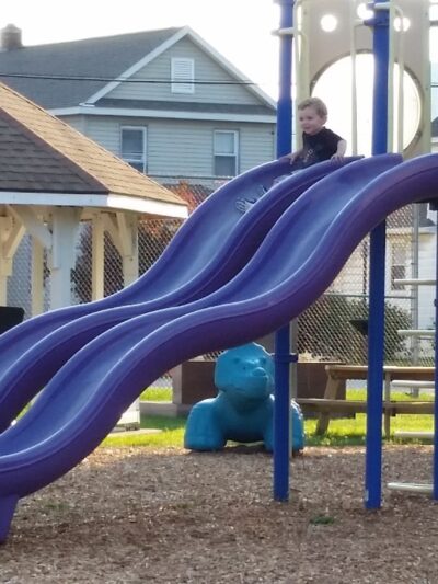 Harry Sugarman Memorial Playground - Eynon, PA