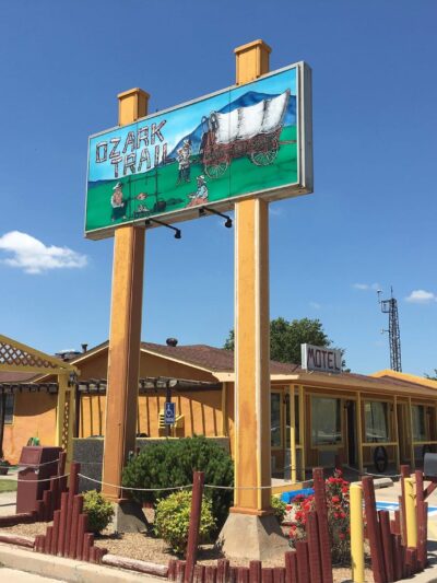 Ozark Trail Motel & Restaurant - Fletcher, OK