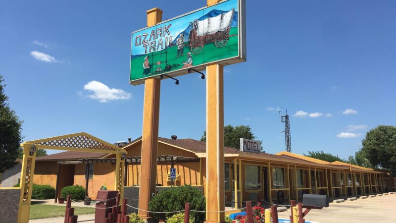 Ozark Trail Motel & Restaurant - Fletcher, OK