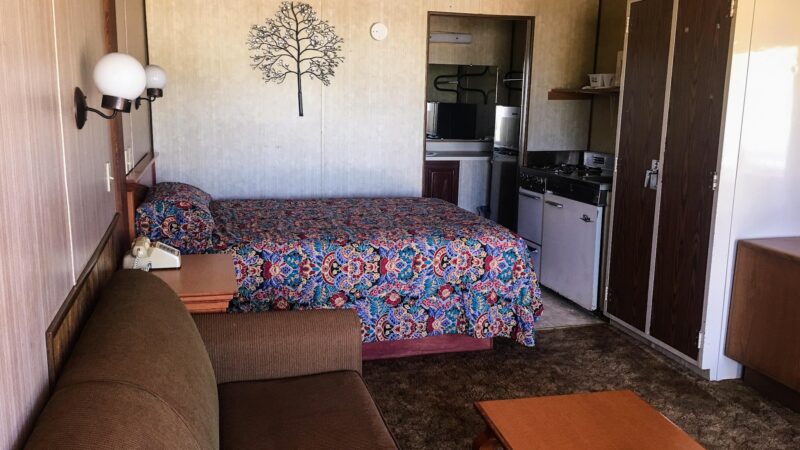 Ozark Trail Motel & Restaurant - Fletcher, OK