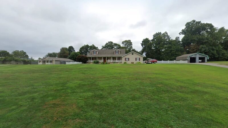 Poochie Parlor Boarding Kennels - Follansbee, WV