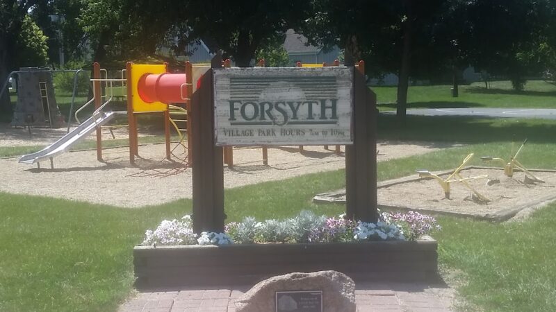 Forsyth Pocket Park - Forsyth, IL