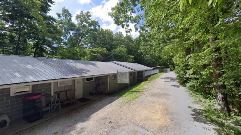 Menifee County Animal Shelter - Frenchburg, KY