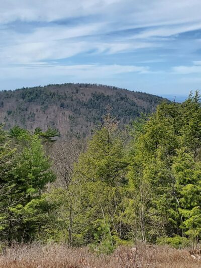 Uncanoonuc Trails Parking - Goffstown, NH