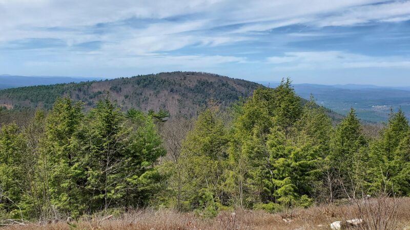 Uncanoonuc Trails Parking - Goffstown, NH
