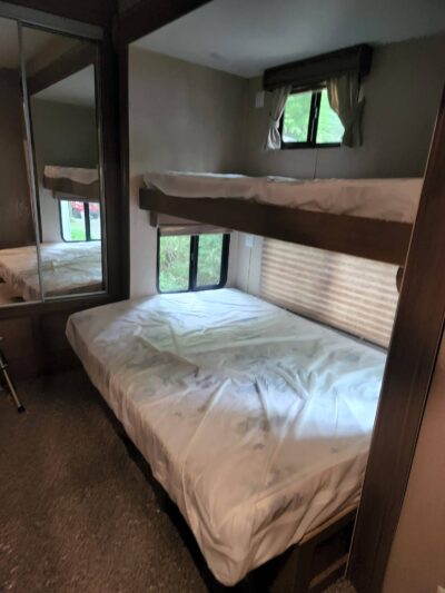 Skyway Camping Resort - Greenfield Park, NY