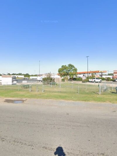 Dog Park at Love's Travel Stops - Greenwood, LA